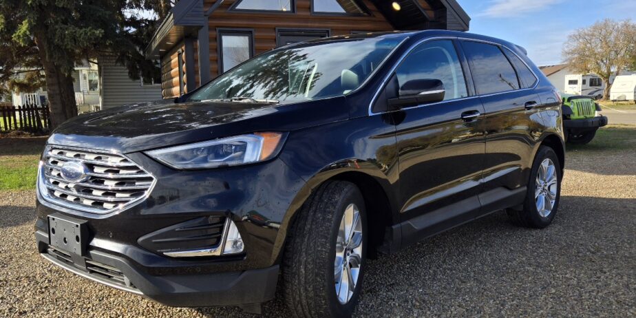 (Sold) 2022 Ford Edge Titanium