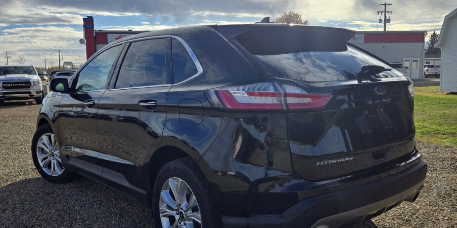 (Sold) 2022 Ford Edge Titanium