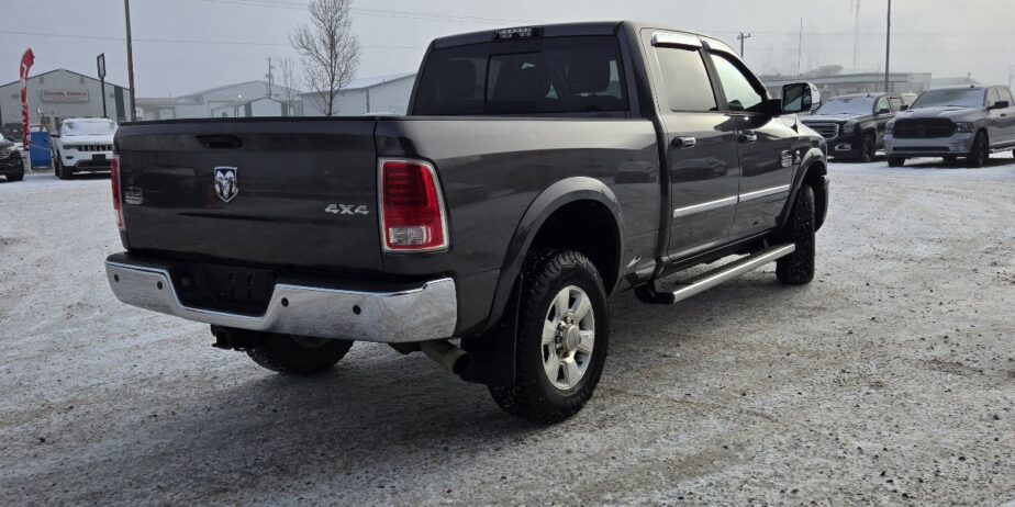 (SOLD) 2014 RAM 3500 LONGHORN CREW CAB  4WD Std Bed Cummins Diesel