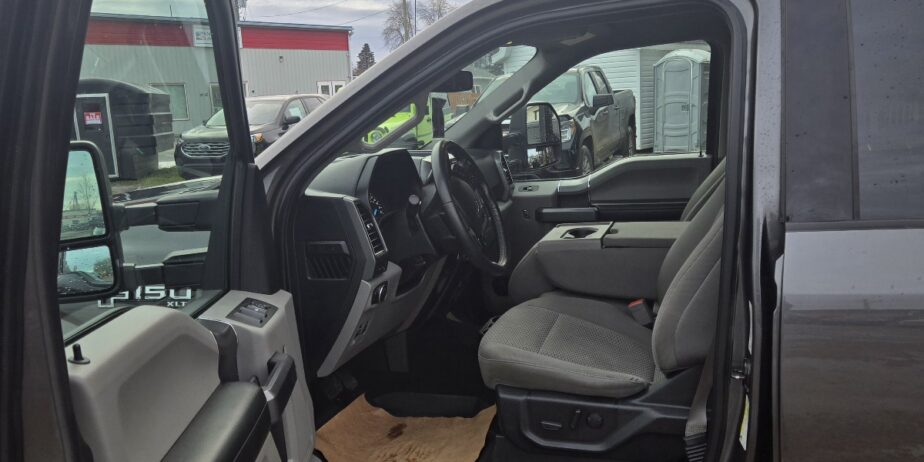 (Sold) 2019 Ford F-150 XLT CREW CAB STD BED 4WD