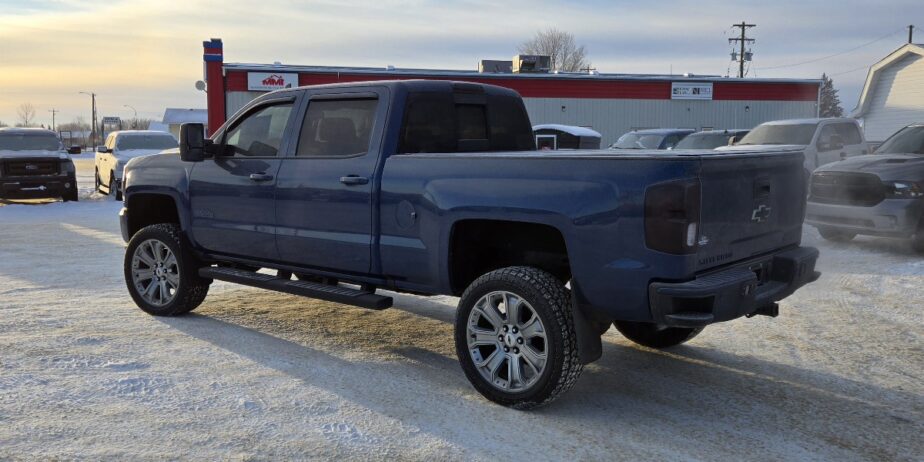 2017 CHEVROLET SILVERADO 1500 HIGH COUNTRY CREW CAB STD BED