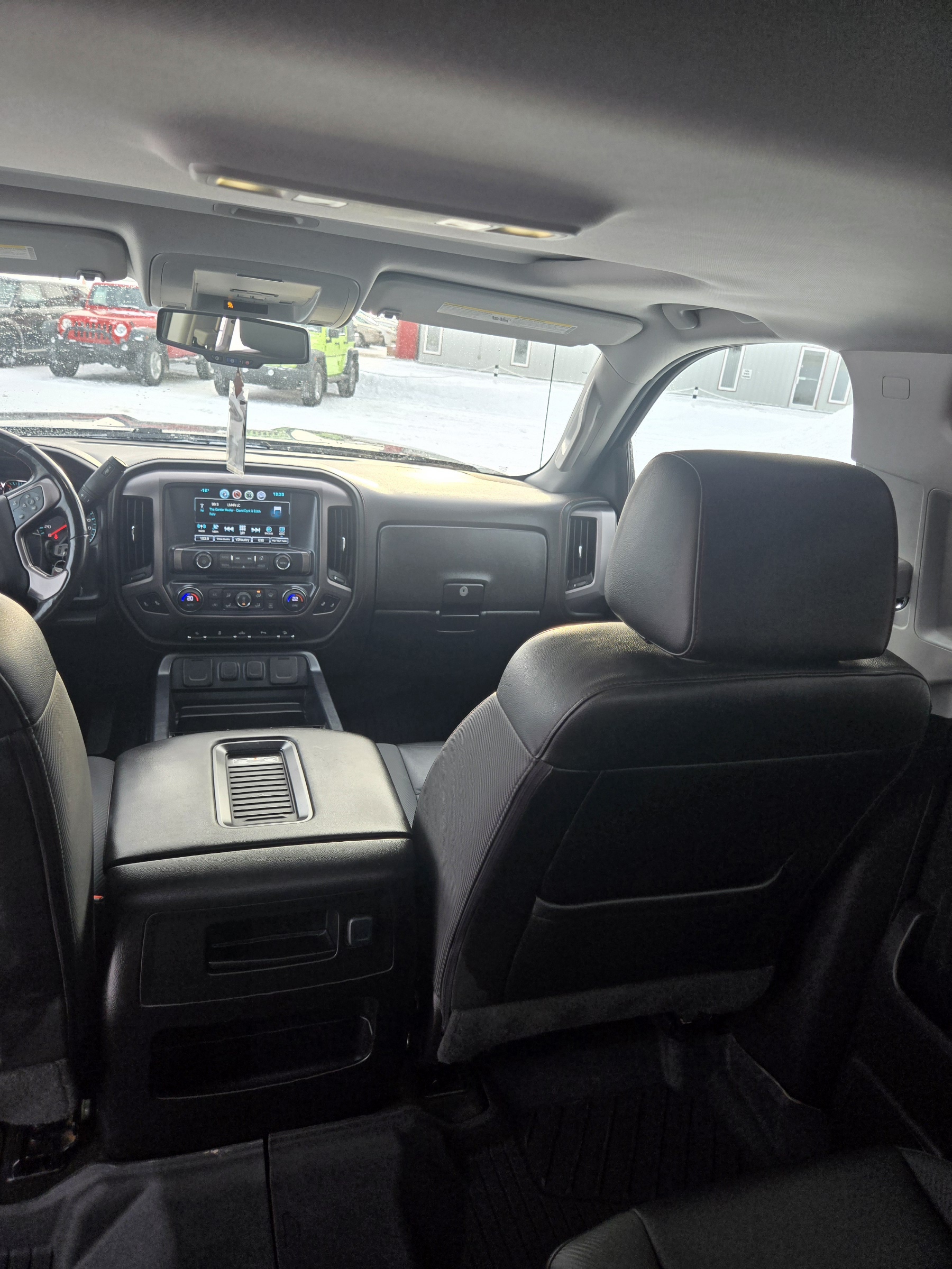 (Sold) 2017 GMC SIERRA 1500 SLT CREW CAB 4WD