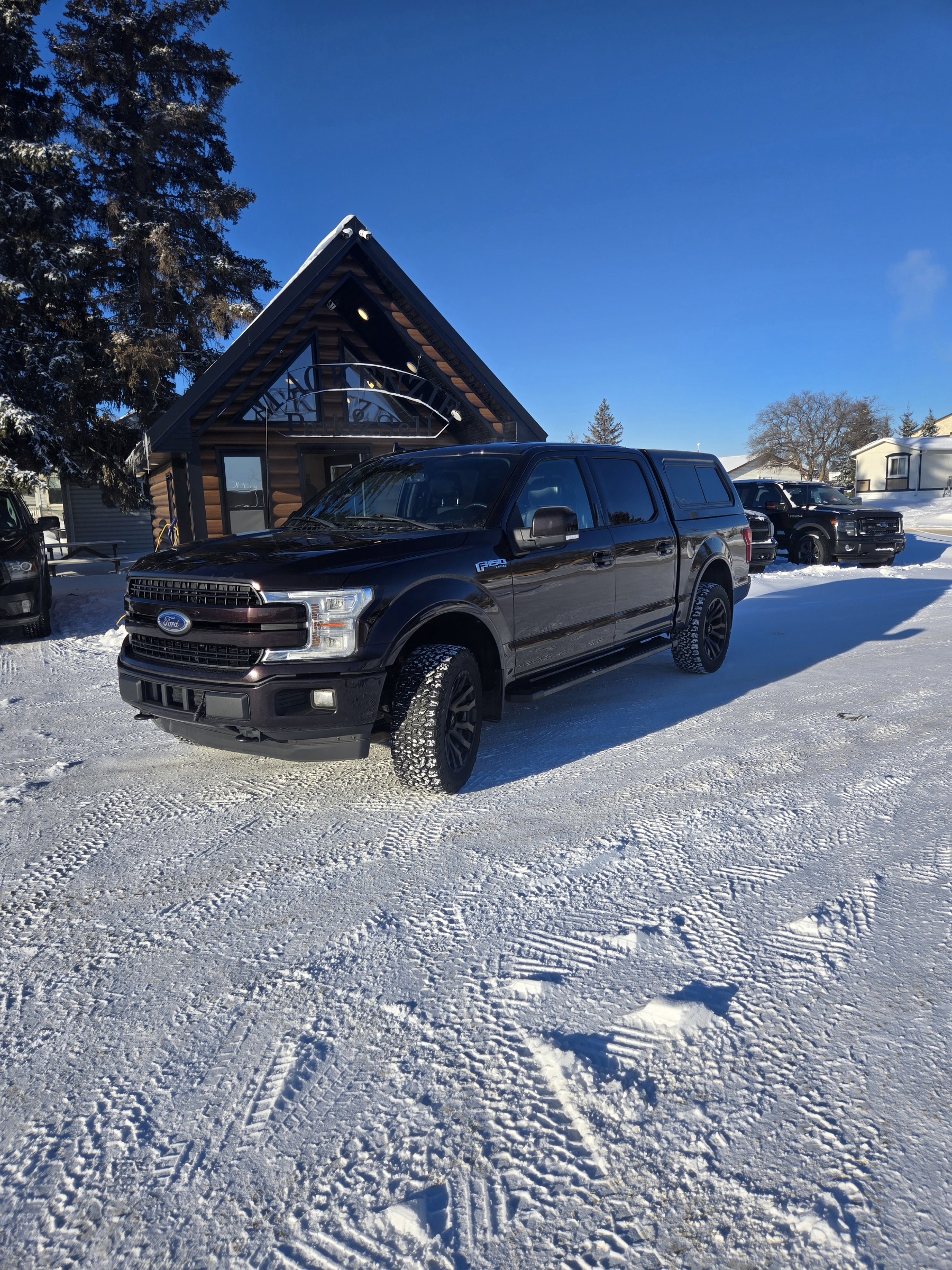 (Sold) 2018 FORD F-150 LARIAT CREW CAB 4WD