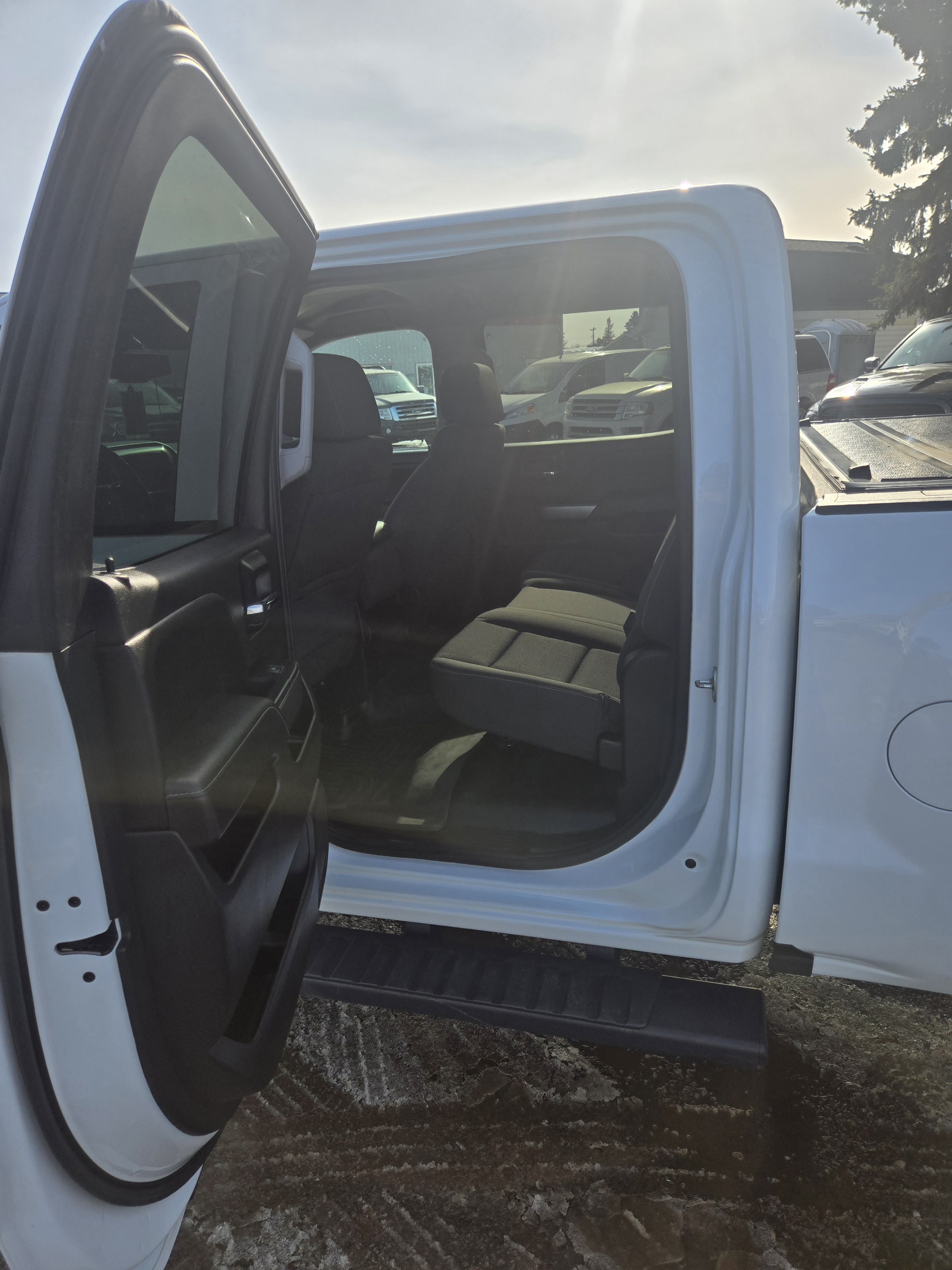 (Sold) 2018 CHEVROLET SILVERADO 1500 LT CREW CAB 4WD