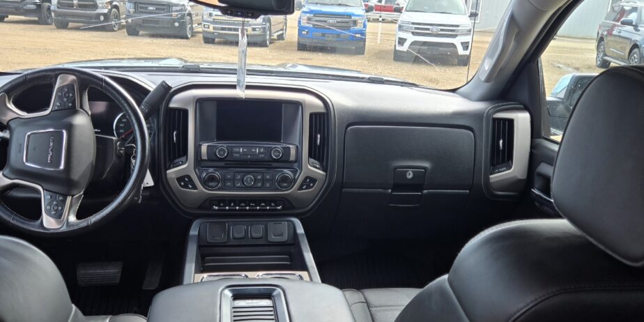 (Sold) 2018 GMC SIERRA 1500 DENALI CREW CAB 4WD  (One Owner)