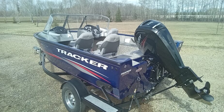 2015 TRACKER V175WT (Sold)