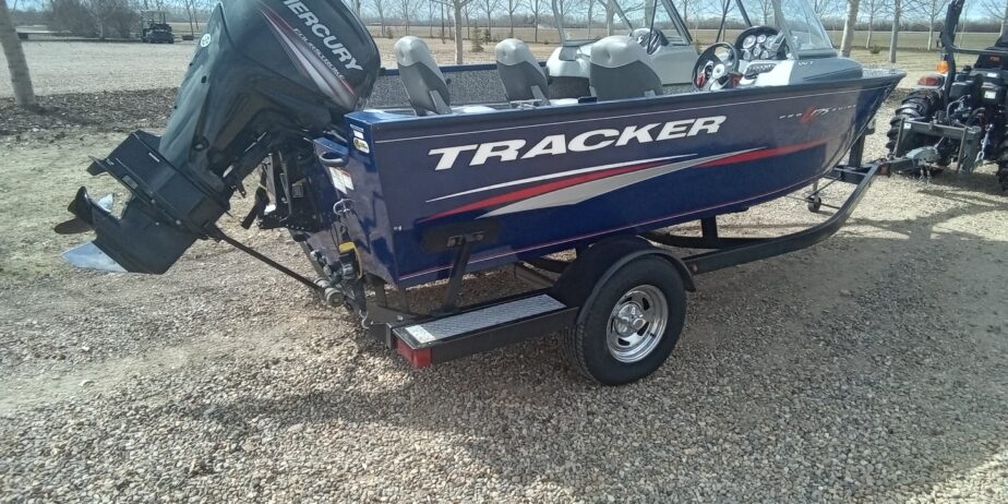 2015 TRACKER V175WT (Sold)