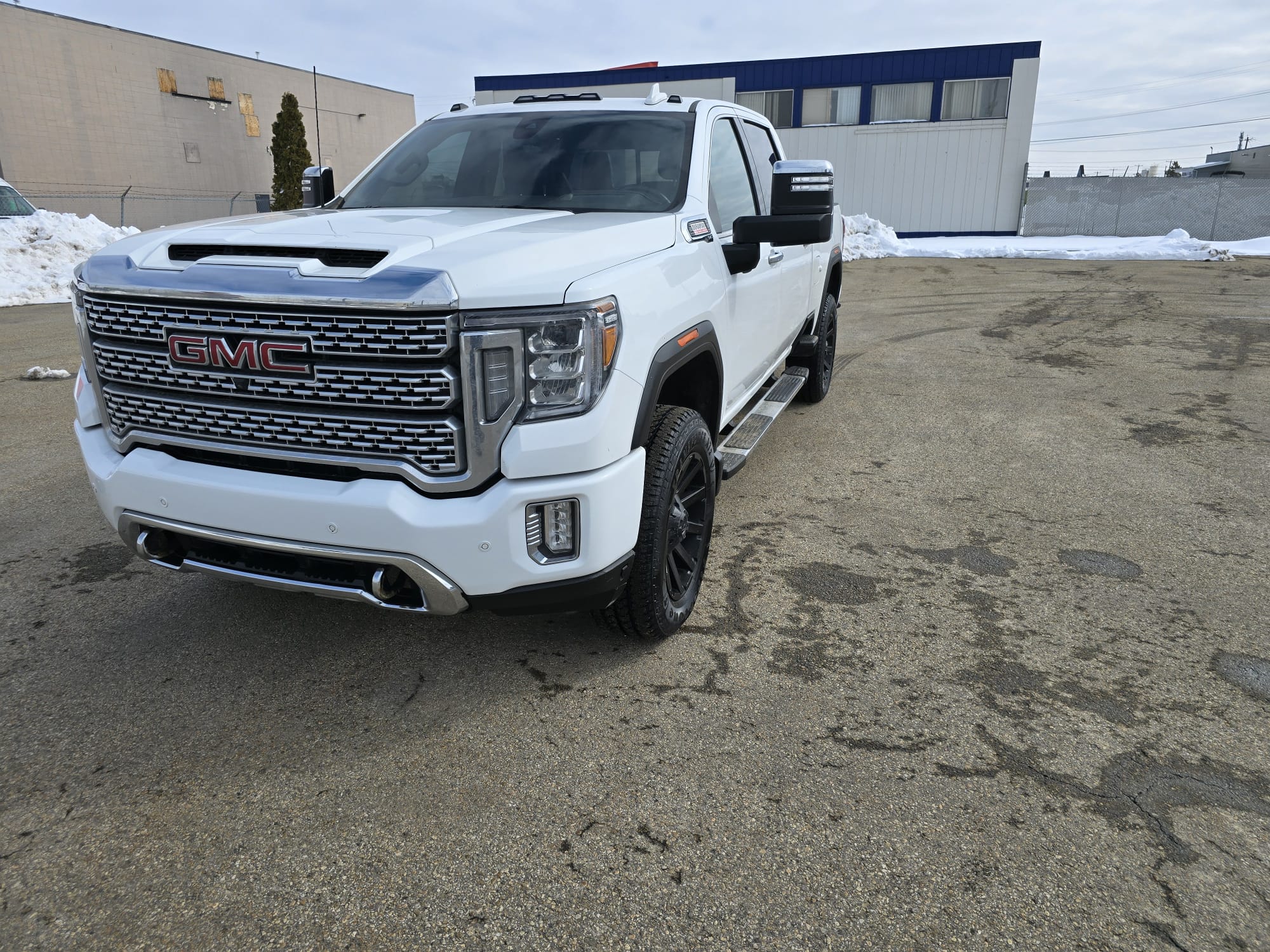 (Sold) 2023 GMC DURAMAX DIESEL DENALI HD