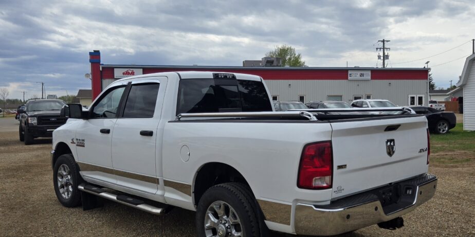 (Sold) 2013 Ram 3500 SLT Diesel (Low km) Clean Carfax