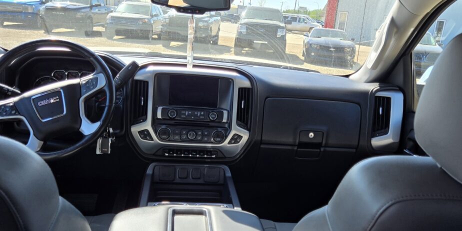 2014 GMC SIERRA 1500 SLT CREW (One owner clean Carfax)