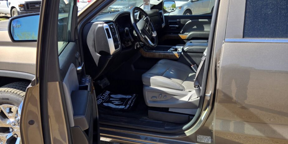 2014 GMC SIERRA 1500 SLT CREW (One owner clean Carfax)
