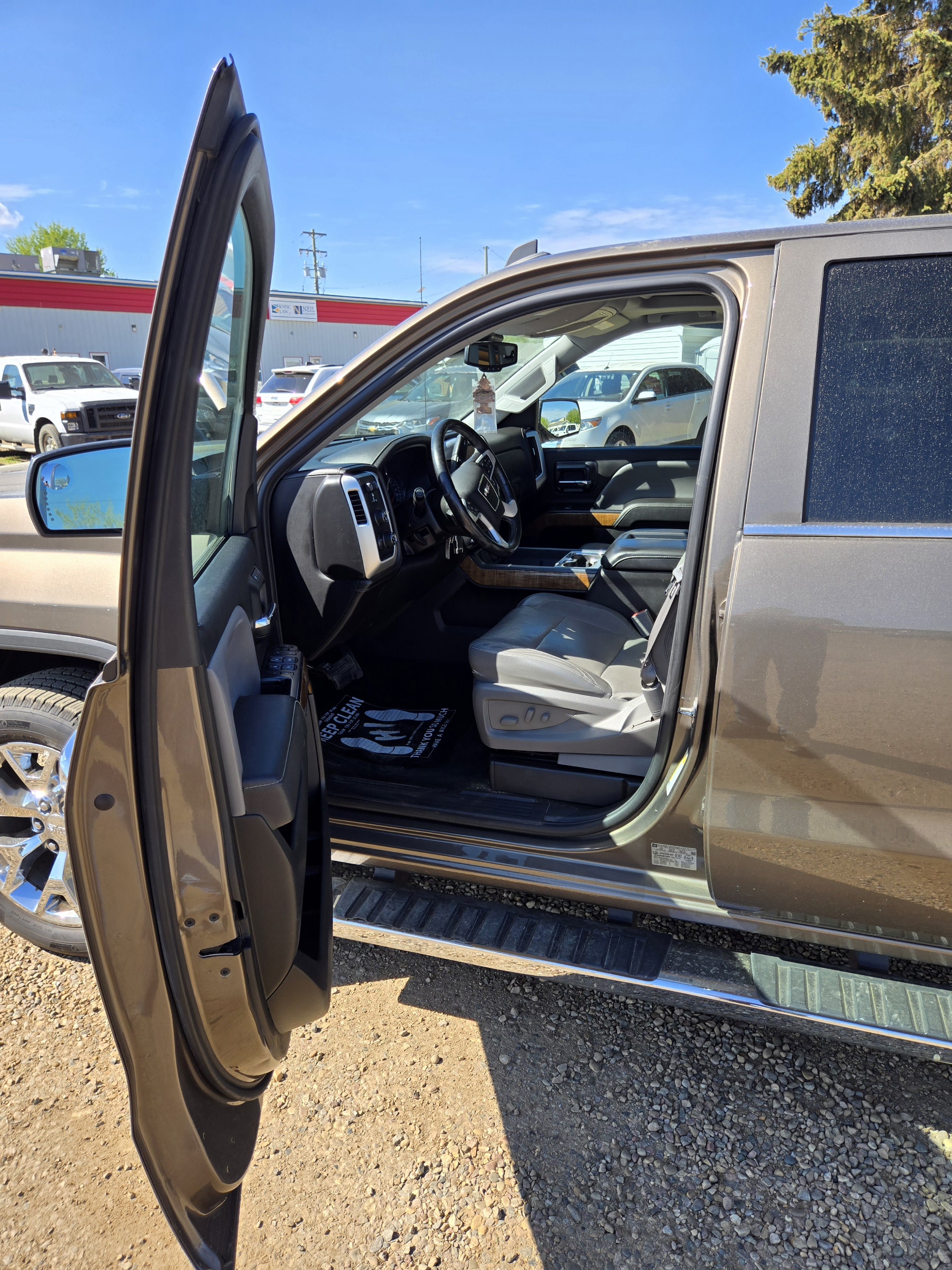 2014 GMC SIERRA 1500 SLT CREW (One owner clean Carfax)