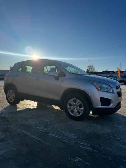 BLOW OUT SALE! 2015 CHEVROLET TRAX