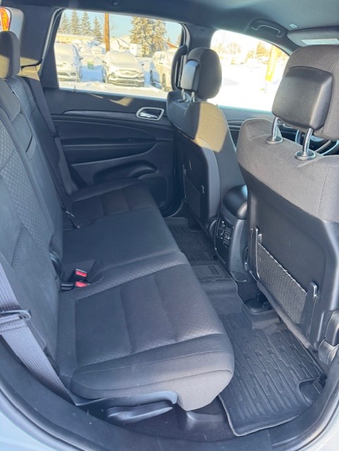 2020 JEEP GRAND CHEROKEE LAREDO