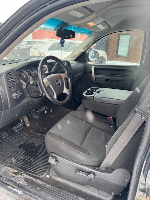 (Consignment) 2011 GMC Sierra 1500 SLE
