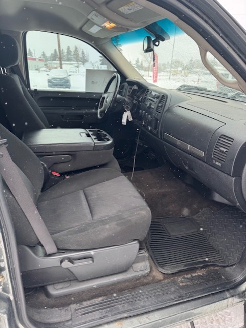 (Consignment) 2011 GMC Sierra 1500 SLE