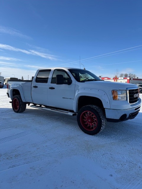 (CONSIGNMENT) 2008 GMC SIERRA 2500 GAS