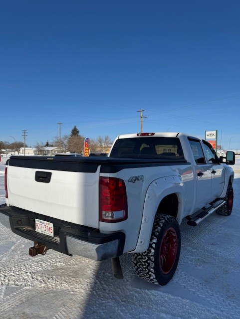 (CONSIGNMENT) 2008 GMC SIERRA 2500 GAS