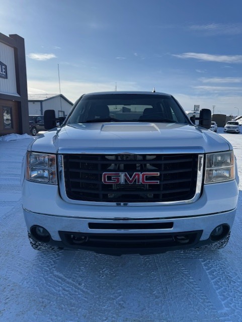 (CONSIGNMENT) 2008 GMC SIERRA 2500 GAS