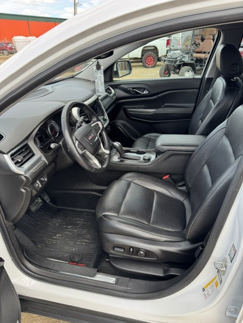 2018 GMC ACADIA SLT