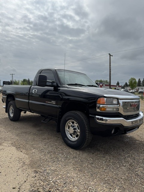 REDUCED! (CONSIGNMENT) 2006 GMC 2500HD SLE
