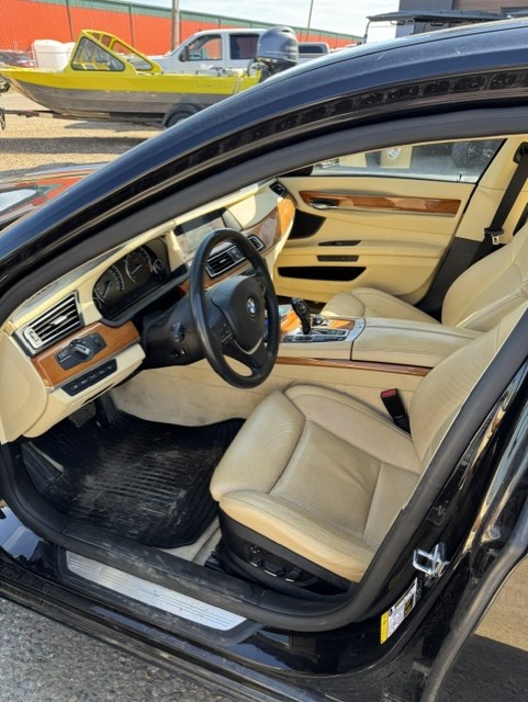 (CONSIGNMENT) 2009 BMW 750 LI