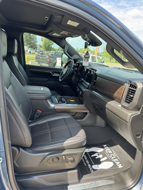 2024 CHEVROLET SILVERAOD 3500HD HIGH COUNTRY