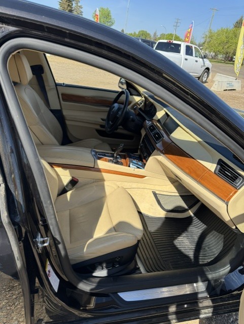 (CONSIGNMENT) 2009 BMW 750 LI