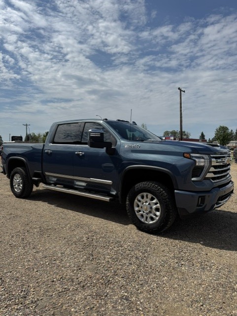 2024 CHEVROLET SILVERAOD 3500HD HIGH COUNTRY