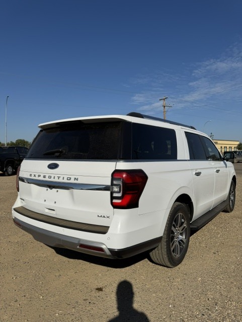 2024 FORD EXPEDITION LIMITED MAX (8 PASSENGER)