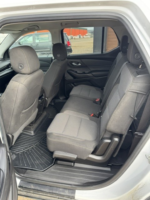 (CONSIGNMENT) 2018 CHEVROLET TRAVERSE LS