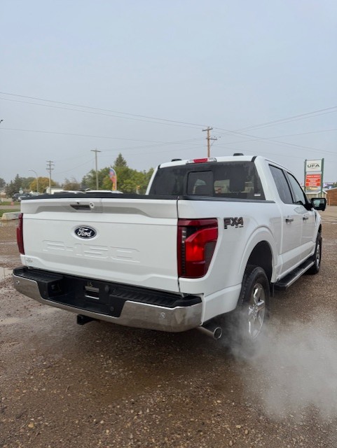 2024 FORD F150 XLT