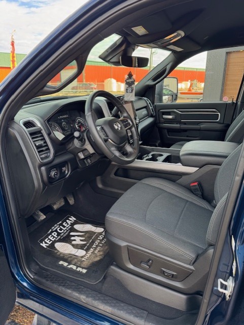 2024 RAM 2500 BIGHORN SPORT