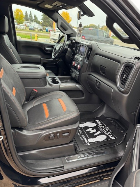 2022 GMC SIERRA 1500 LIMITED AT4