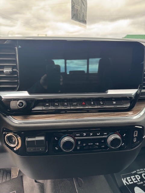 (SOLD) 2024 CHEVROLET SILVERADO 1500 LT