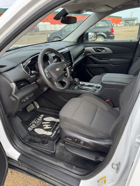 (CONSIGNMENT) 2018 CHEVROLET TRAVERSE LS