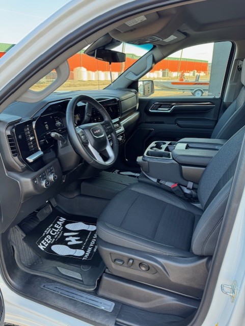 2024 GMC SIERRA 1500 SLE