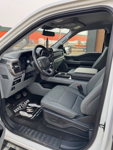 2024 FORD F150 XLT