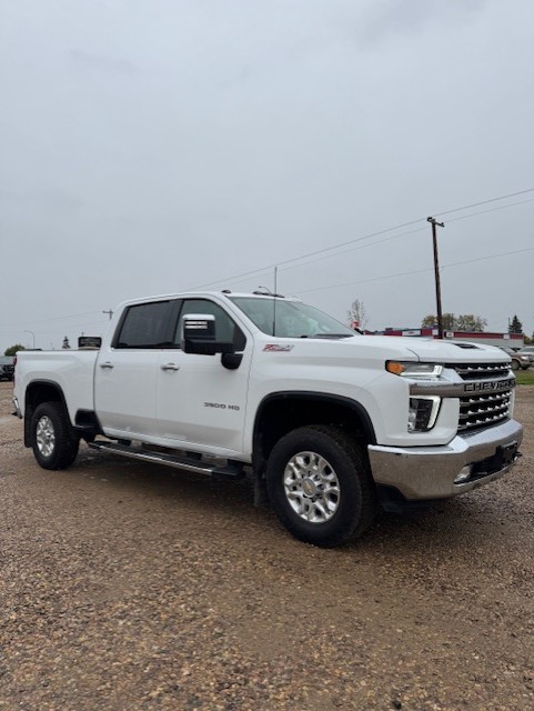 2023 CHEVROLET SILVERADO 3500HD LTZ GAS