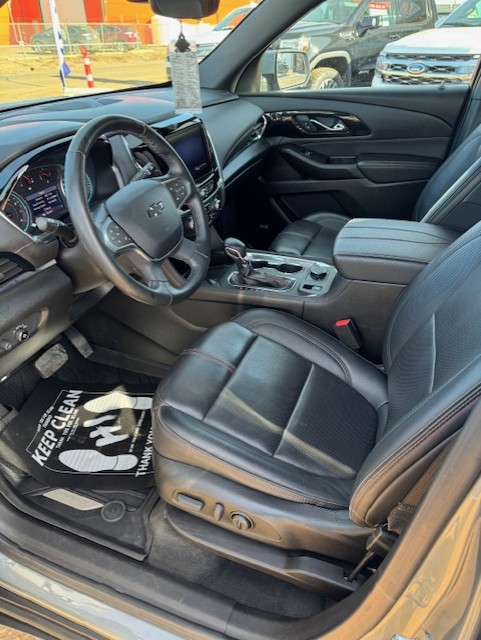2023 CHEVROLET TRAVERSE RS