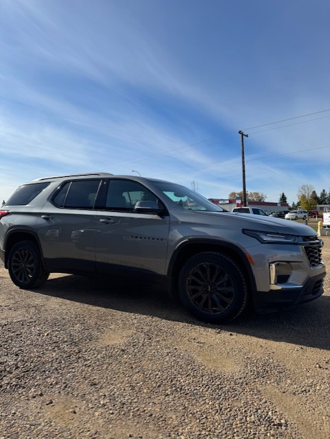 2023 CHEVROLET TRAVERSE RS